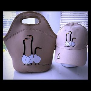 Benjamin Chee Chee insulated lunch bag & Cap